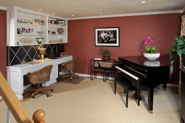 15 Langlee Road Hingham, MA 02043 - Photo 8 of 21 Gallery Image 8