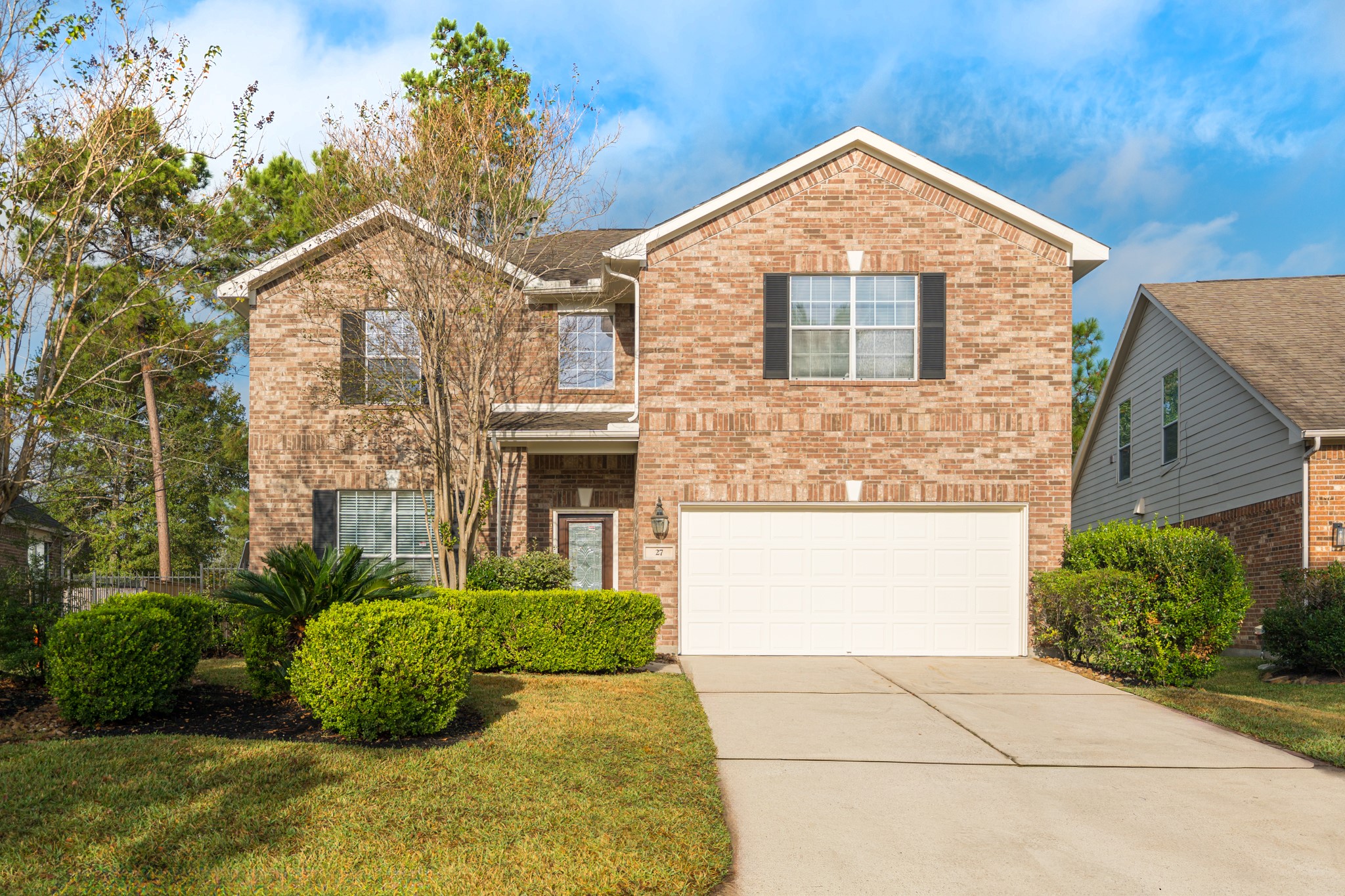 27 Fraiser Fir Place Spring, TX 77389 - Photo 3 of 43