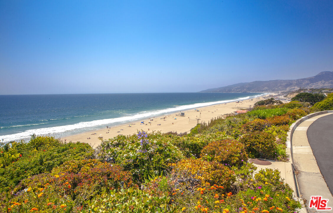 29500 Heathercliff Road, Unit 70 Malibu, CA 90265 - Photo 31 of 38 a view of an ocean