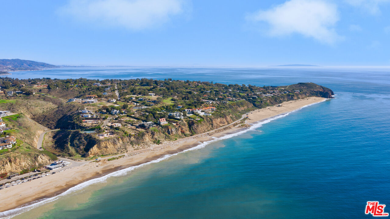 29500 Heathercliff Road, Unit 70 Malibu, CA 90265 - Photo 36 of 38 an aerial view of a houses