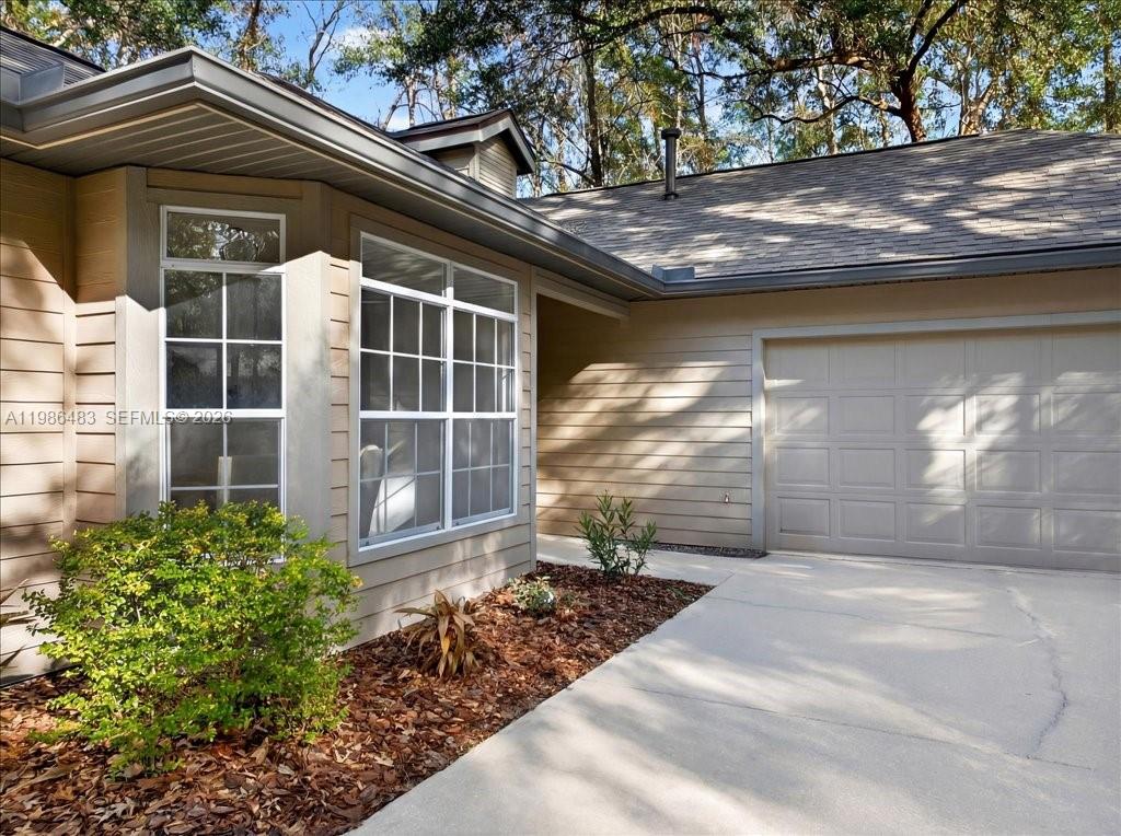 4412 Southwest 101 Drive Gainesville, FL 32608 - Photo 4 of 52