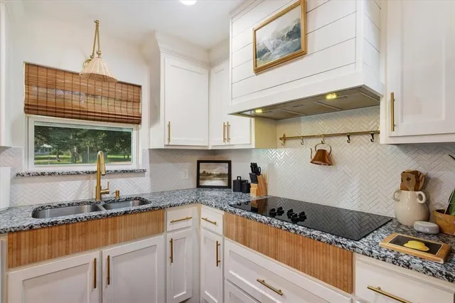 $355,000 | 501 West Bells Boulevard, Bells, TX 75414