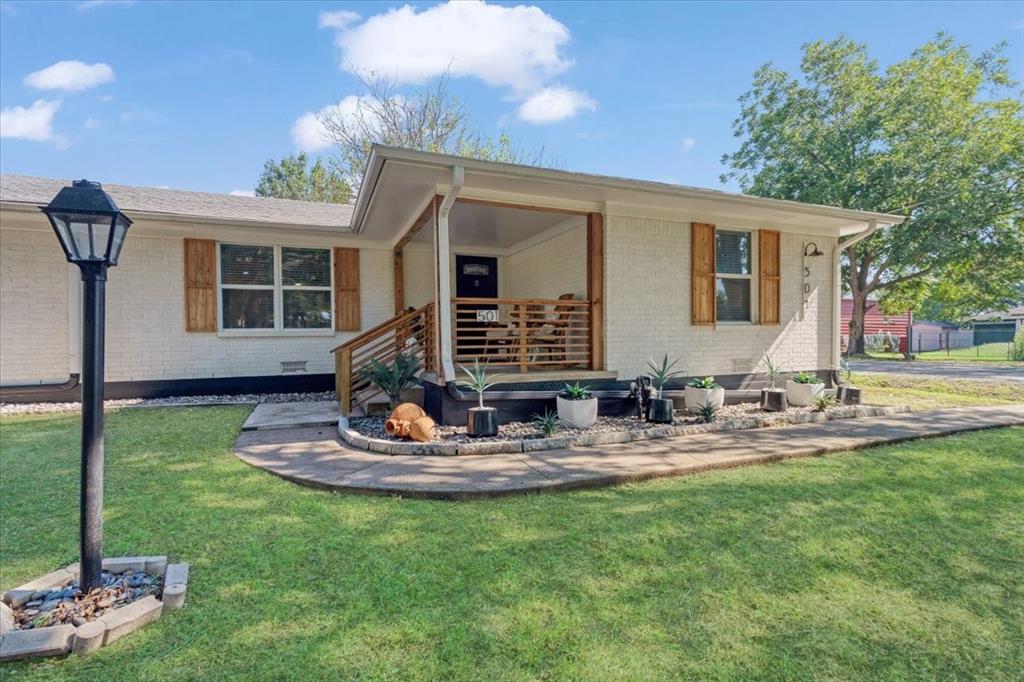 501 West Bells Boulevard Bells, TX 75414 - Photo 2 of 34