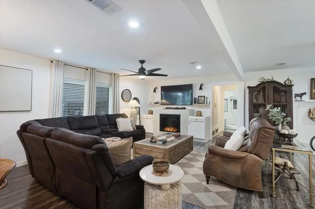 $355,000 | 501 West Bells Boulevard, Bells, TX 75414