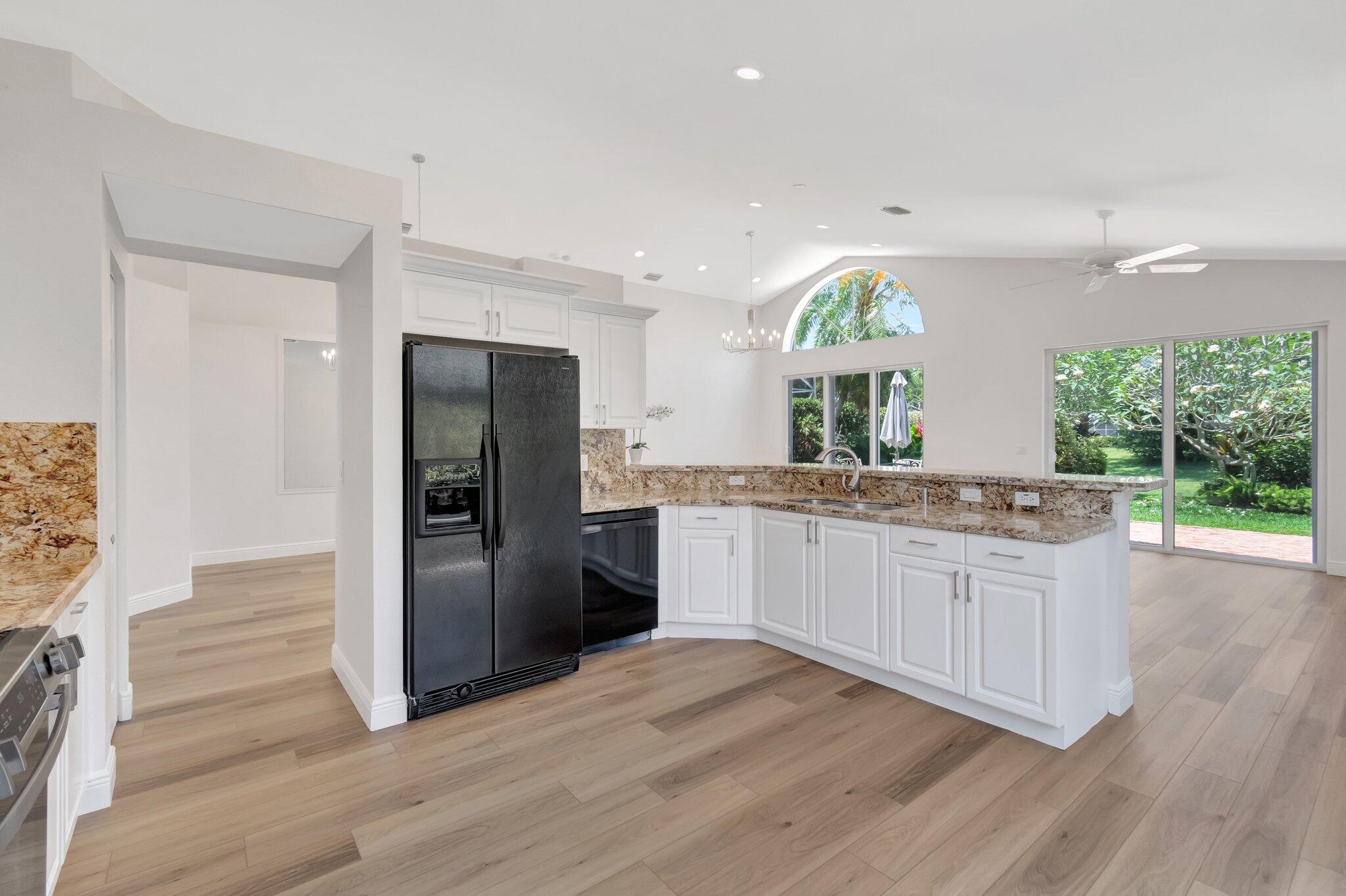 7575 Doubleton Drive Delray Beach, FL 33446 - Photo 14 of 47 Kitchen