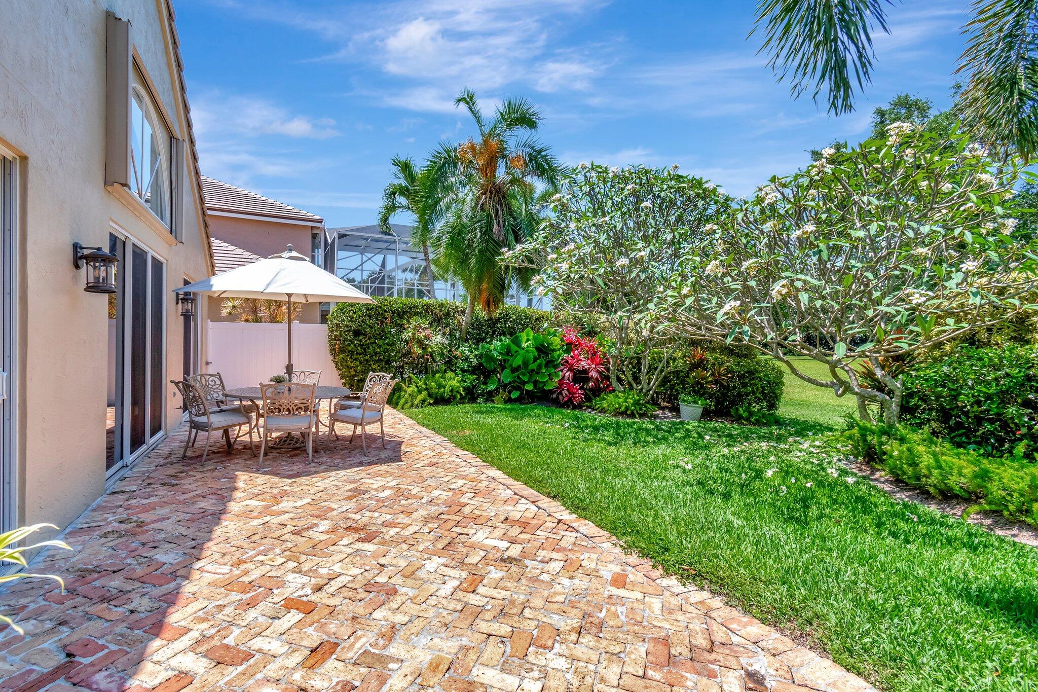 7575 Doubleton Drive Delray Beach, FL 33446 - Photo 29 of 47 Back Patio