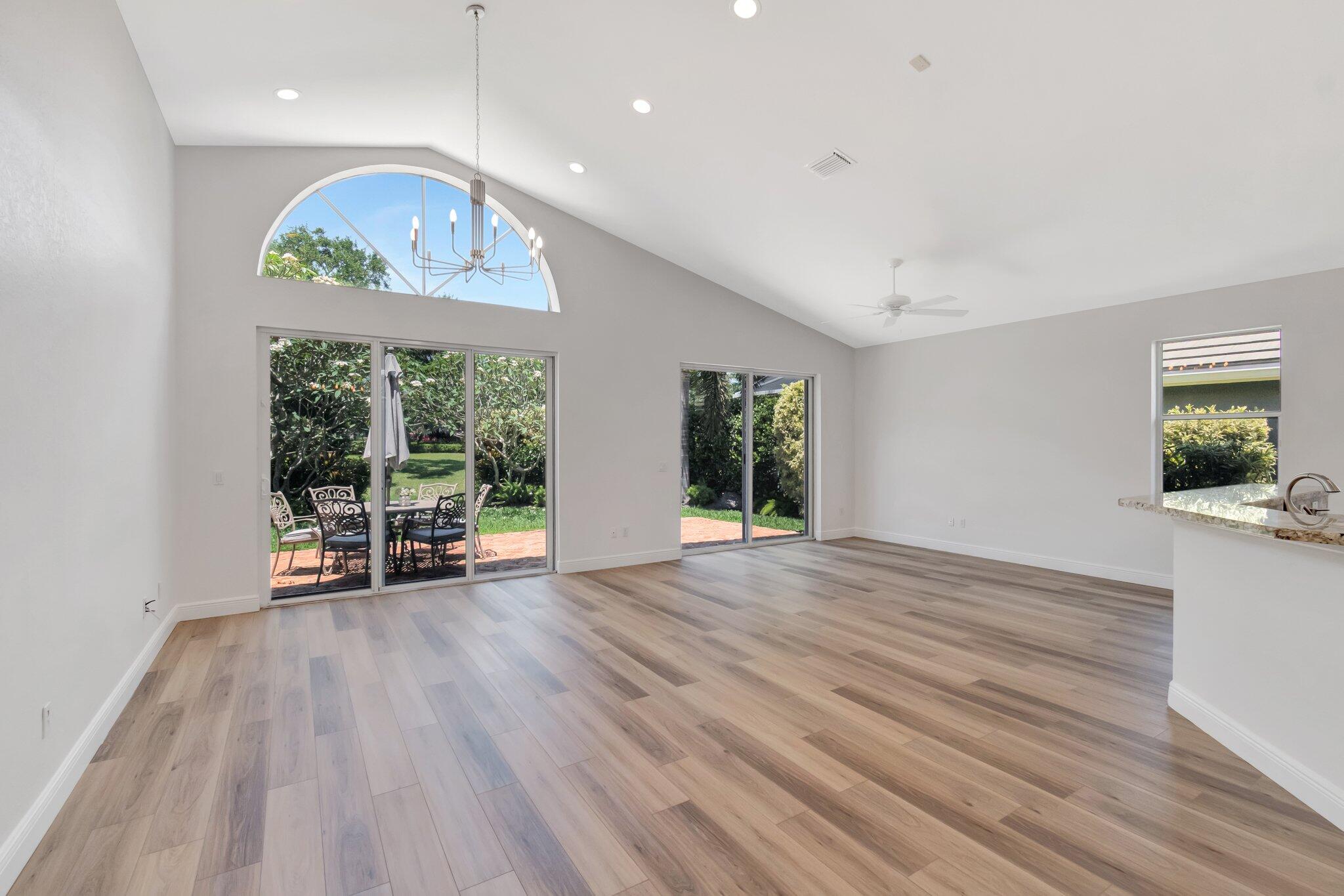 7575 Doubleton Drive Delray Beach, FL 33446 - Photo 7 of 47 Living Room