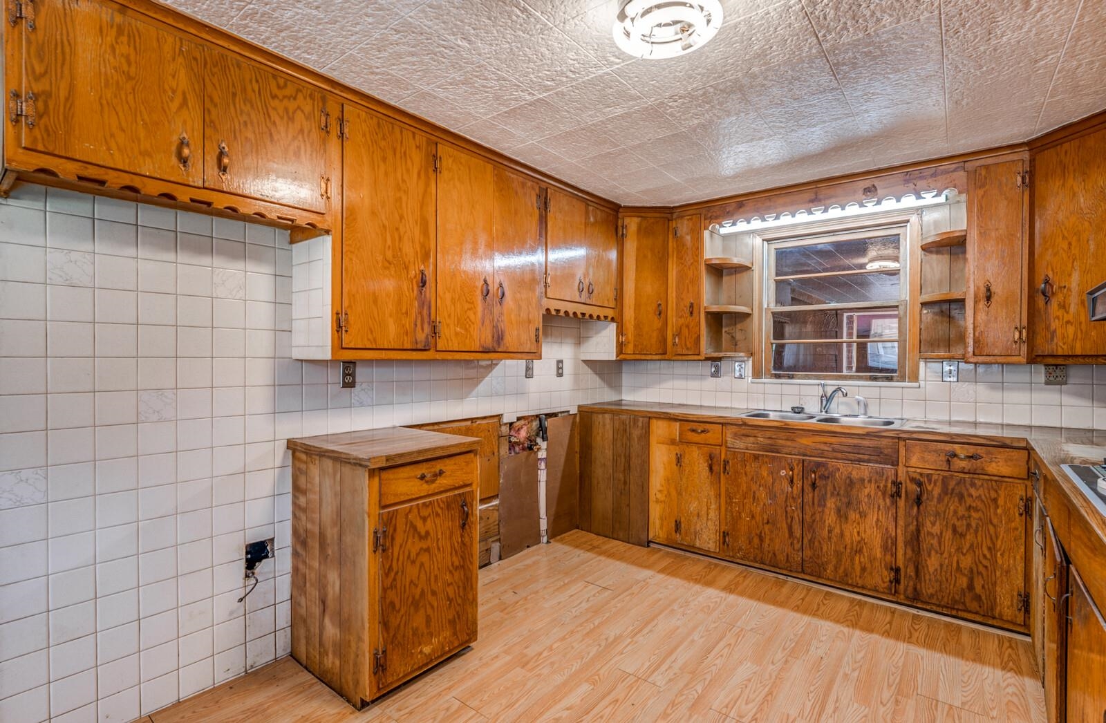 5366 Anita Road Bartlett, TN 38134 - Photo 6 of 15 Gallery Image 6