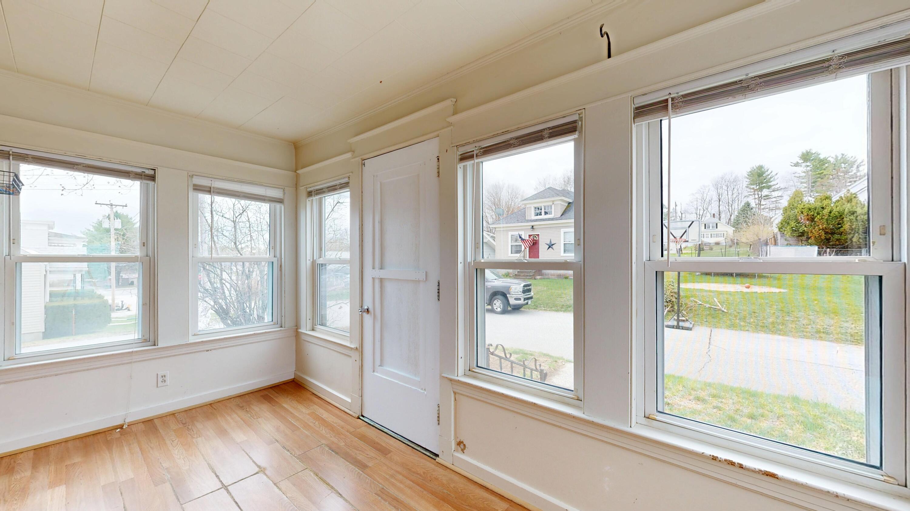 23 Eaton Street Lewiston, ME 04240 - Photo 12 of 40 1st floor porch