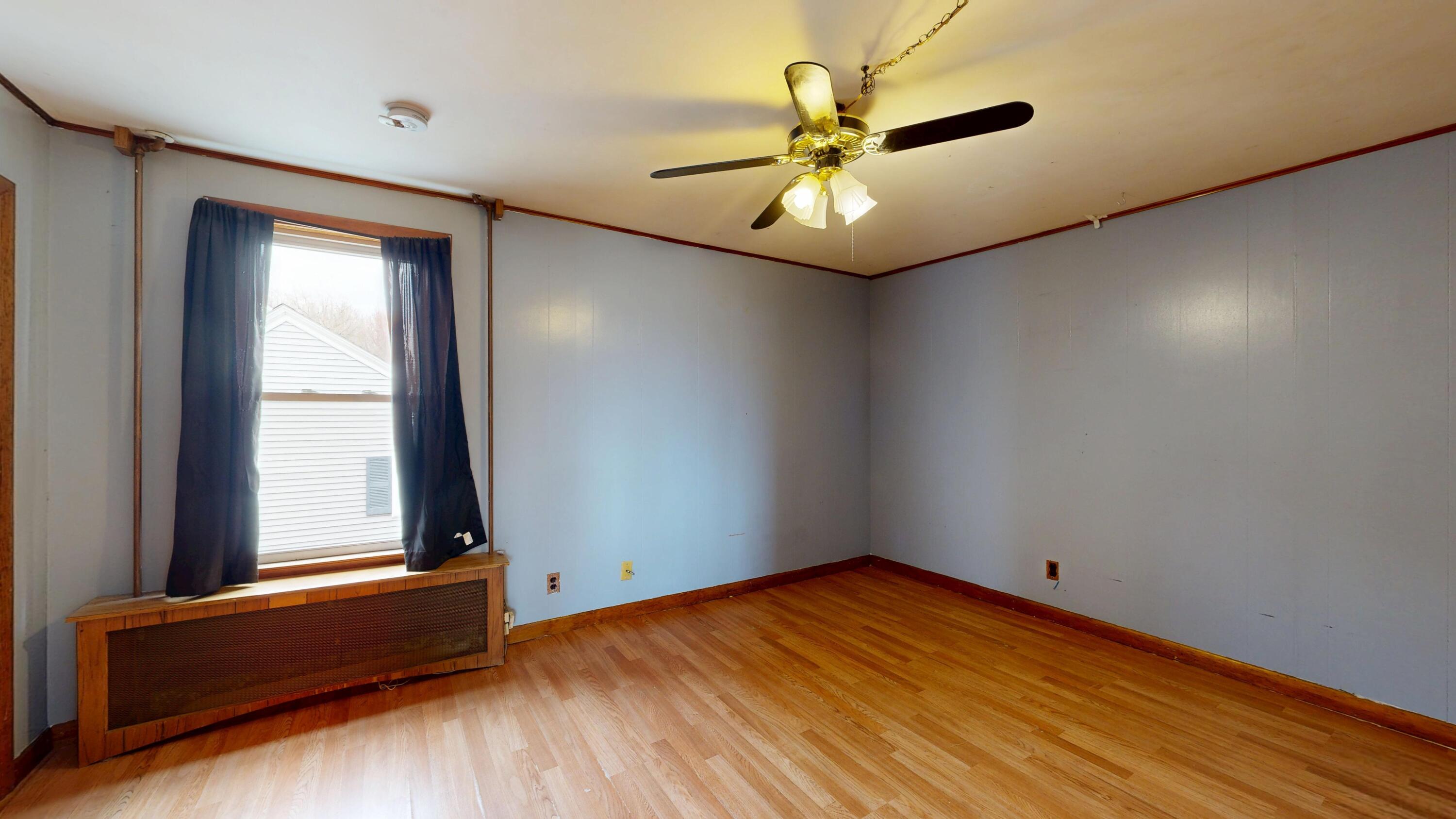 23 Eaton Street Lewiston, ME 04240 - Photo 18 of 40 1st floor