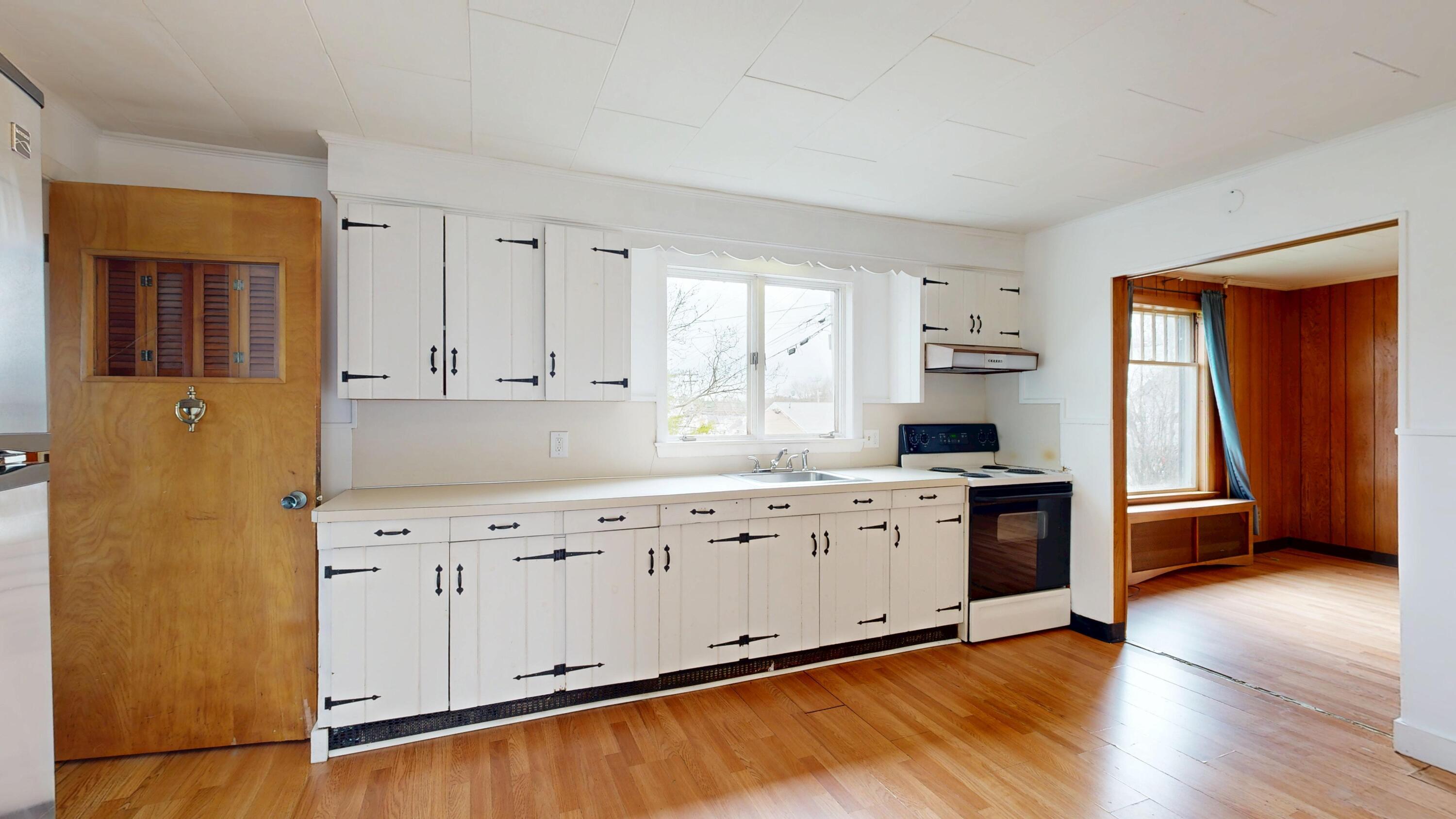 23 Eaton Street Lewiston, ME 04240 - Photo 4 of 40 1st floor kitchen