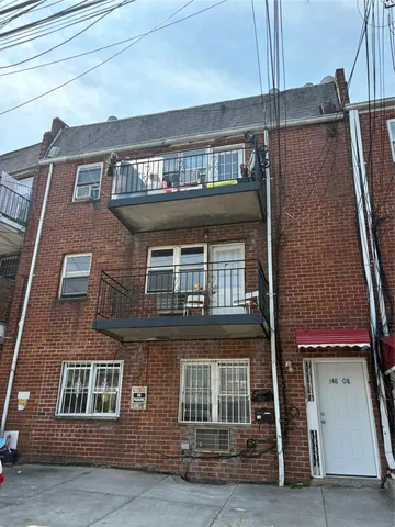 $1,860,000 | 148-08 35th Avenue | Murray Hill - Flushing