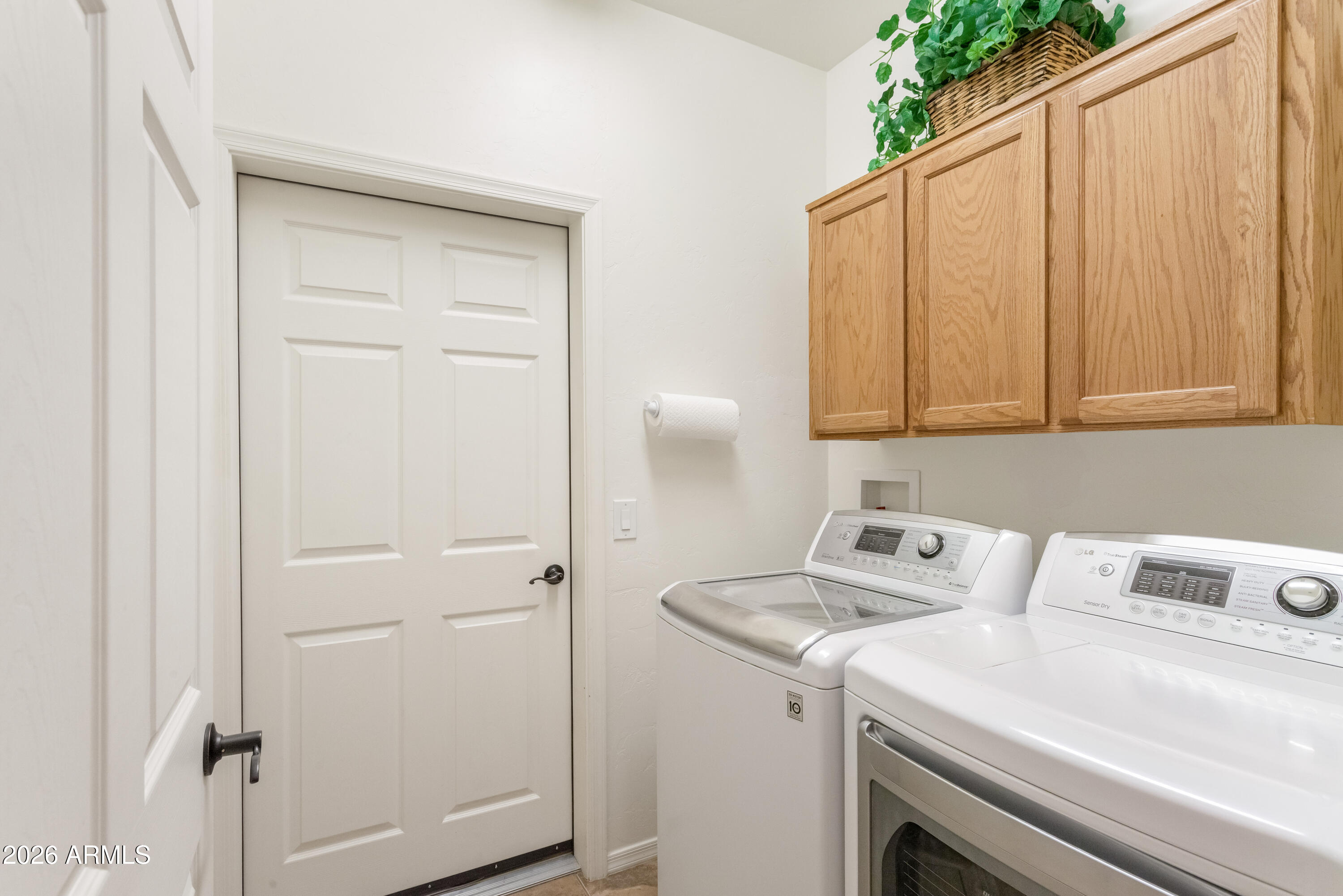 516 South Sky Ranch Road Sierra Vista, AZ 85635 - Photo 20 of 35 Laundry
