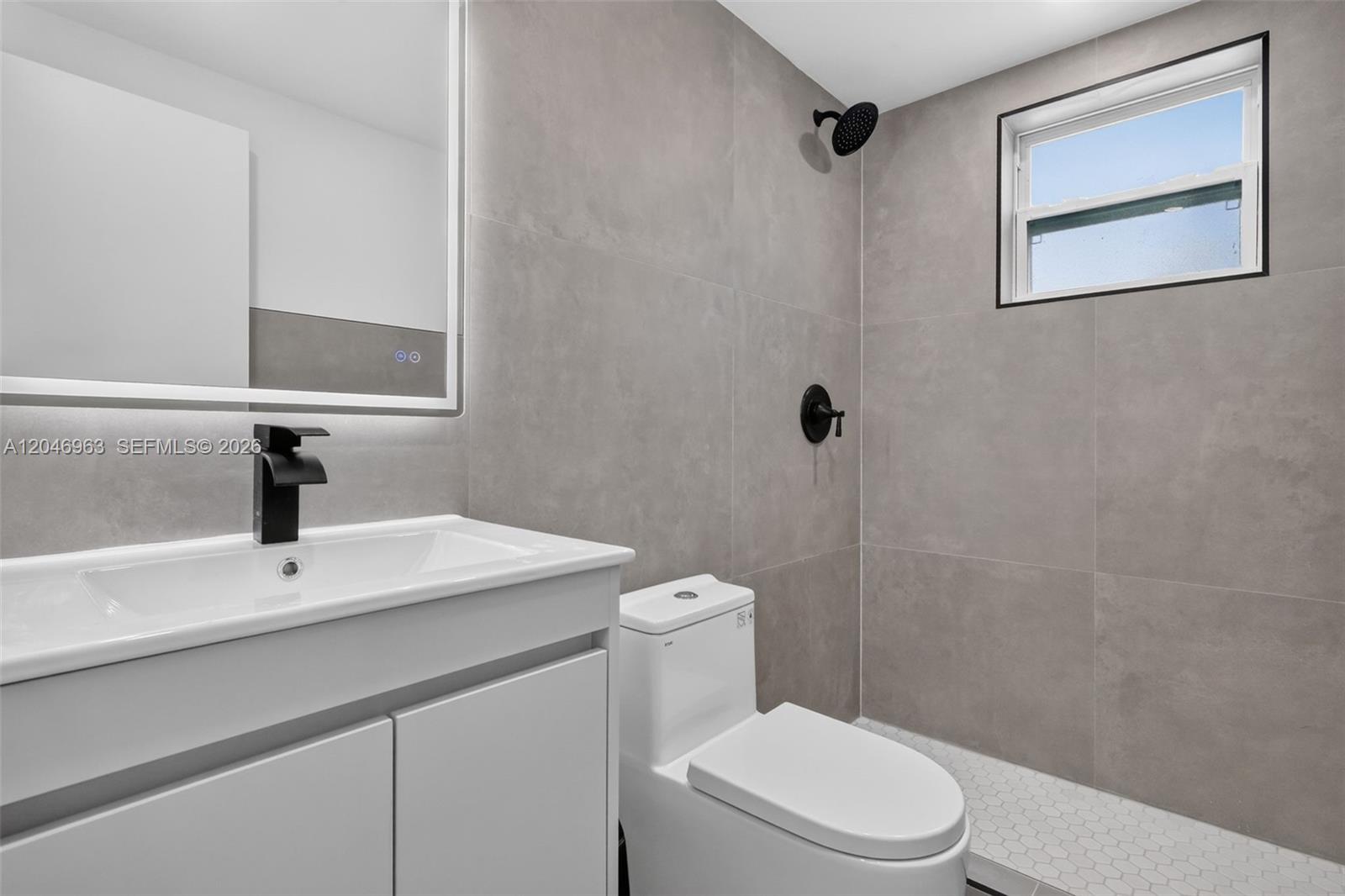 458 Southwest 9th Street, Unit 1 Miami, FL 33130 - Photo 9 of 22
