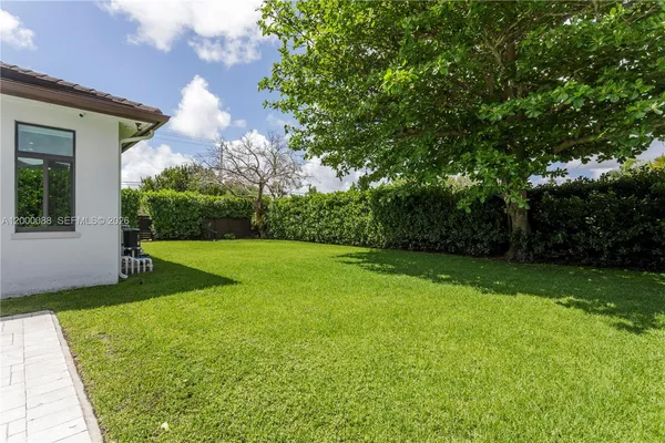 $2,860,000 | 10251 Southwest 136th Street, Miami, FL 33176