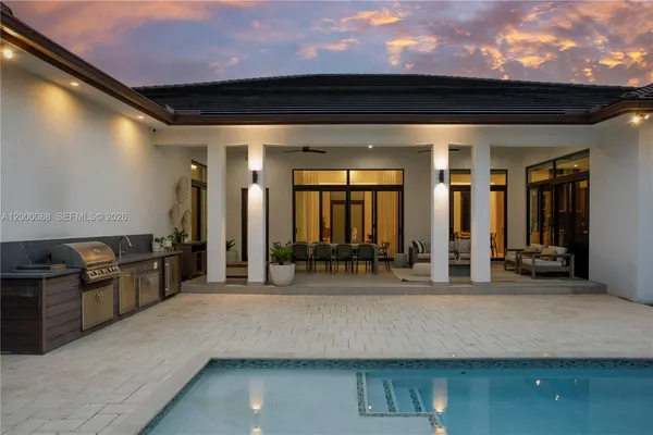 $2,860,000 | 10251 Southwest 136th Street, Miami, FL 33176