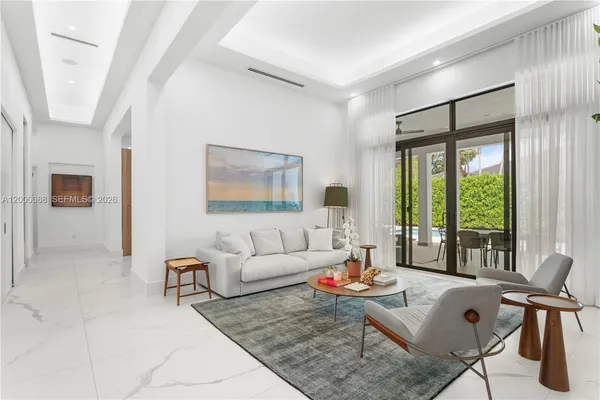 $2,860,000 | 10251 Southwest 136th Street, Miami, FL 33176