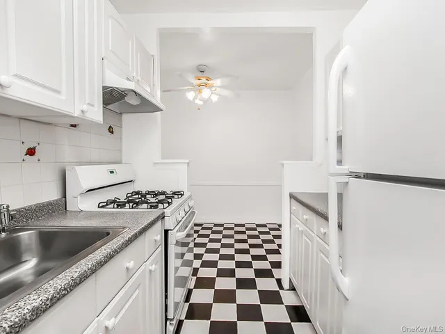 $210,000 | 512 Kappock Street, Unit 1K | Spuyten Duyvil