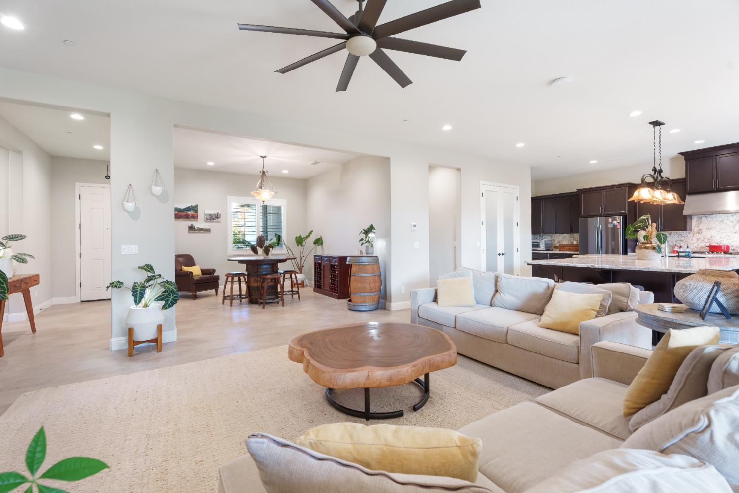 822 Overstone Avenue Madera, CA 93636 - Photo 42 of 49 a living room with furniture and kitchen view