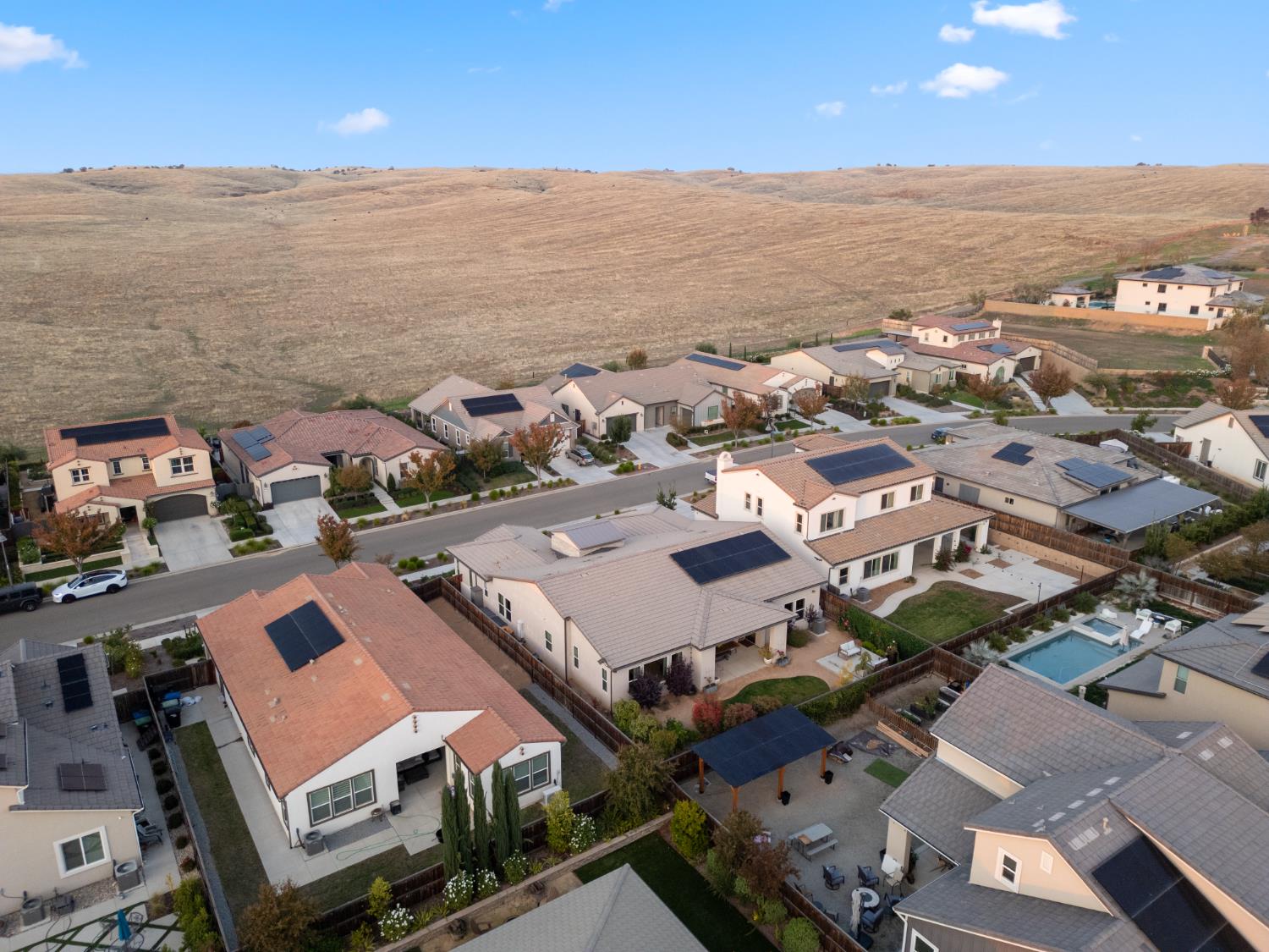 822 Overstone Avenue Madera, CA 93636 - Photo 8 of 49 an aerial view of residential building with ocean
