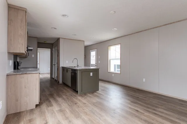 $98,999 | 78 Ethans Way, Bennington, VT 05201