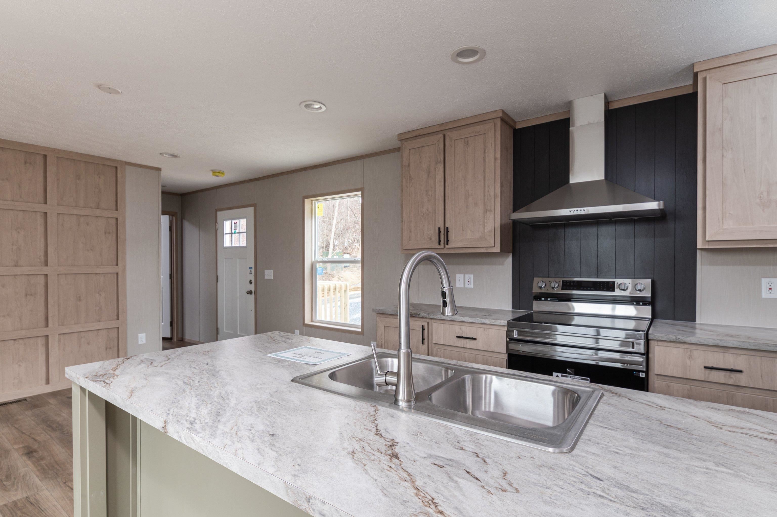 78 Ethans Way Bennington, VT 05201 - Photo 4 of 25