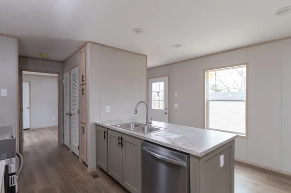 $98,999 | 78 Ethans Way, Bennington, VT 05201