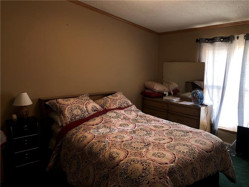 174 Sutherland Road Grove City, PA 16127 - Photo 11 of 18 Bedroom 2