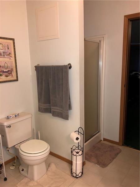174 Sutherland Road Grove City, PA 16127 - Photo 10 of 18 Master Bath