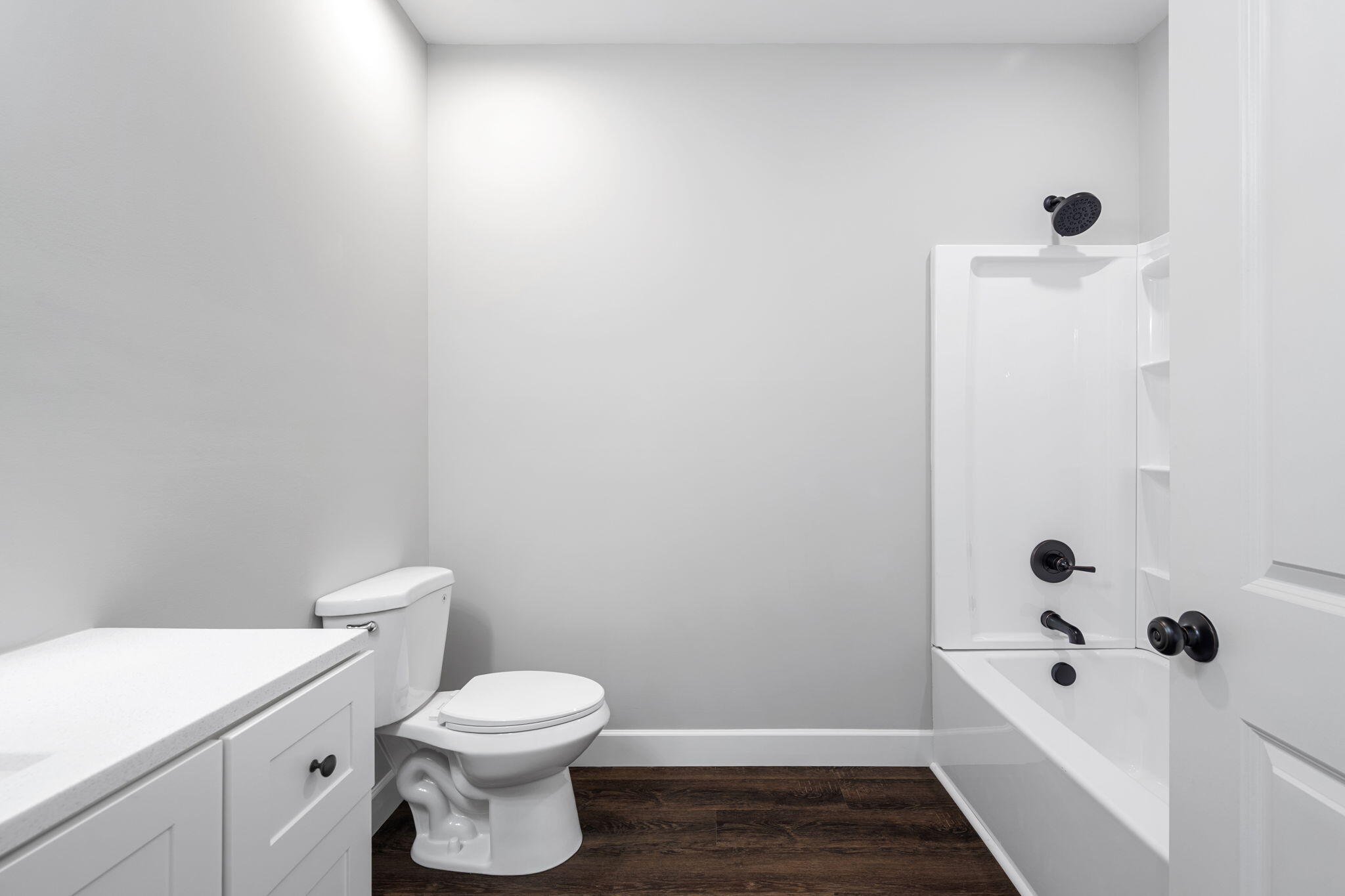 2116 Sharp Street Chattanooga, TN 37404 - Photo 13 of 27 5- Guest Bath