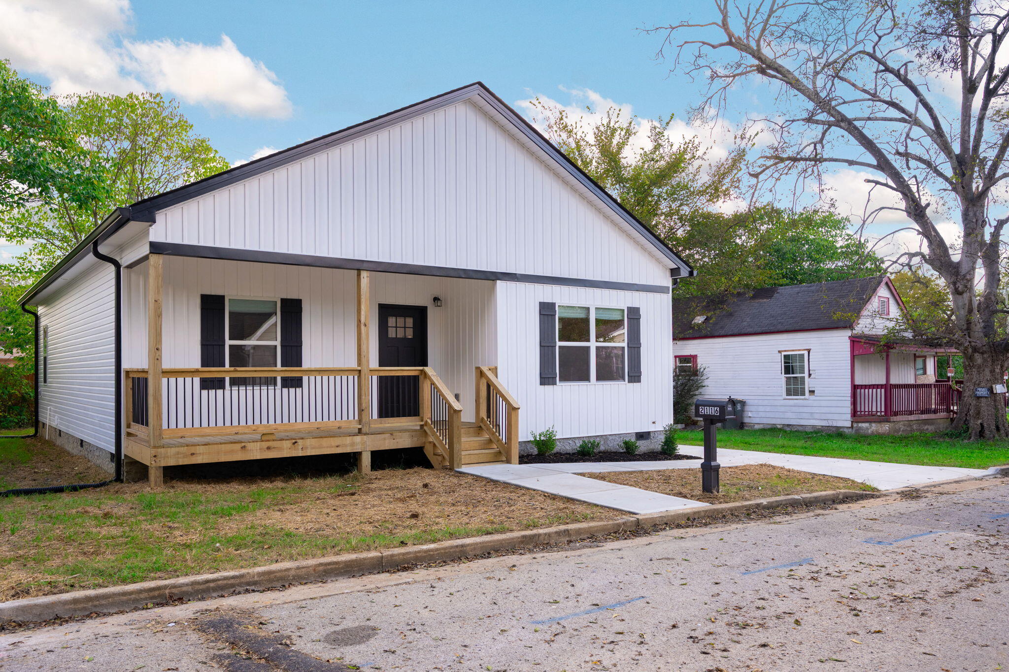 2116 Sharp Street Chattanooga, TN 37404 - Photo 26 of 27 12- Exterior Street View