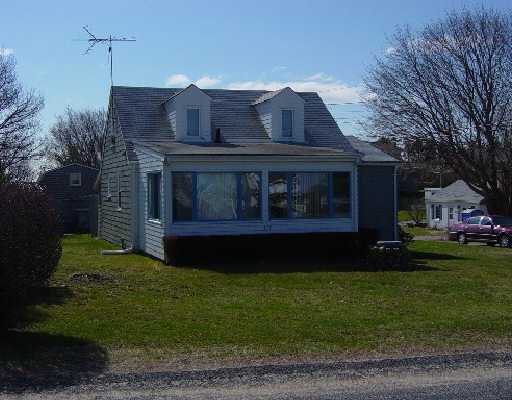 113 Conch Road Narragansett, RI 02882 - Photo 1 of 3 Exterior Front.