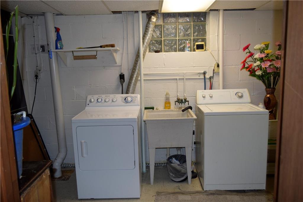 1005 Milton Road Castle Shannon, PA 15234 - Photo 20 of 23 Gallery Image 20