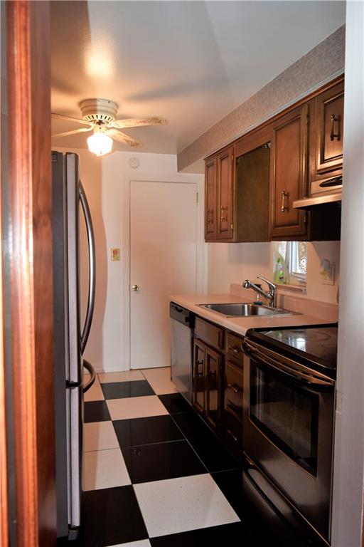1005 Milton Road Castle Shannon, PA 15234 - Photo 5 of 23 Gallery Image 5