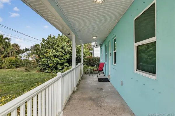 $365,000 | 607 Southeast Cortez Avenue, Stuart, FL 34994