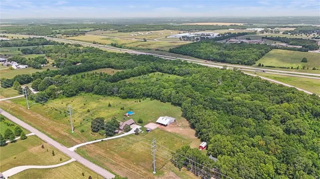 $1,700,000 | 34860 West 95th Street, De Soto, KS 66018
