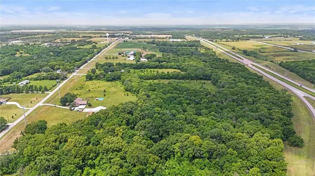 $1,700,000 | 34860 West 95th Street, De Soto, KS 66018
