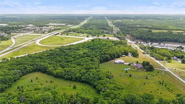 $1,700,000 | 34860 West 95th Street, De Soto, KS 66018