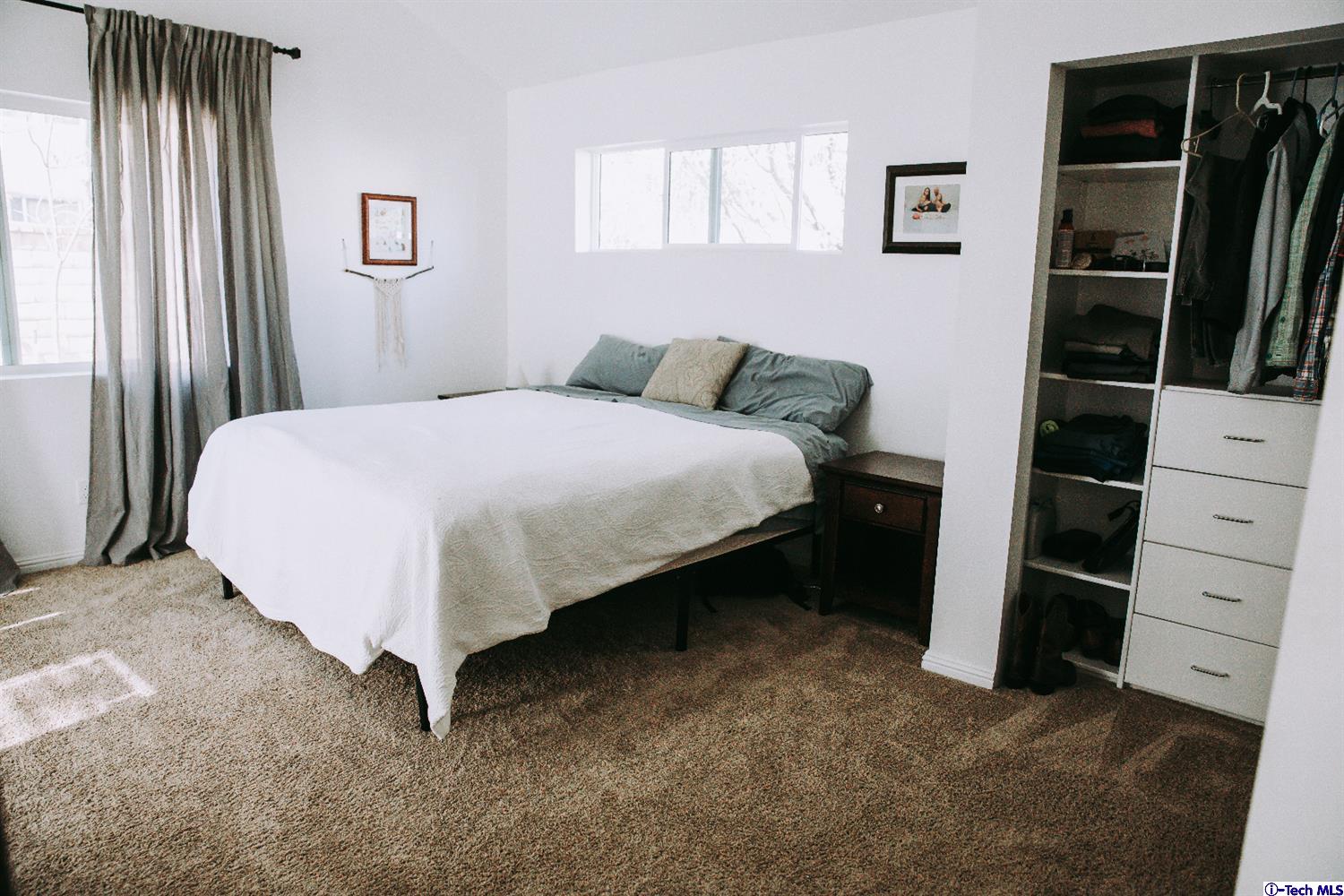 28521 Victoria Road Castaic, CA 91384 - Photo 13 of 36 Gallery Image 13