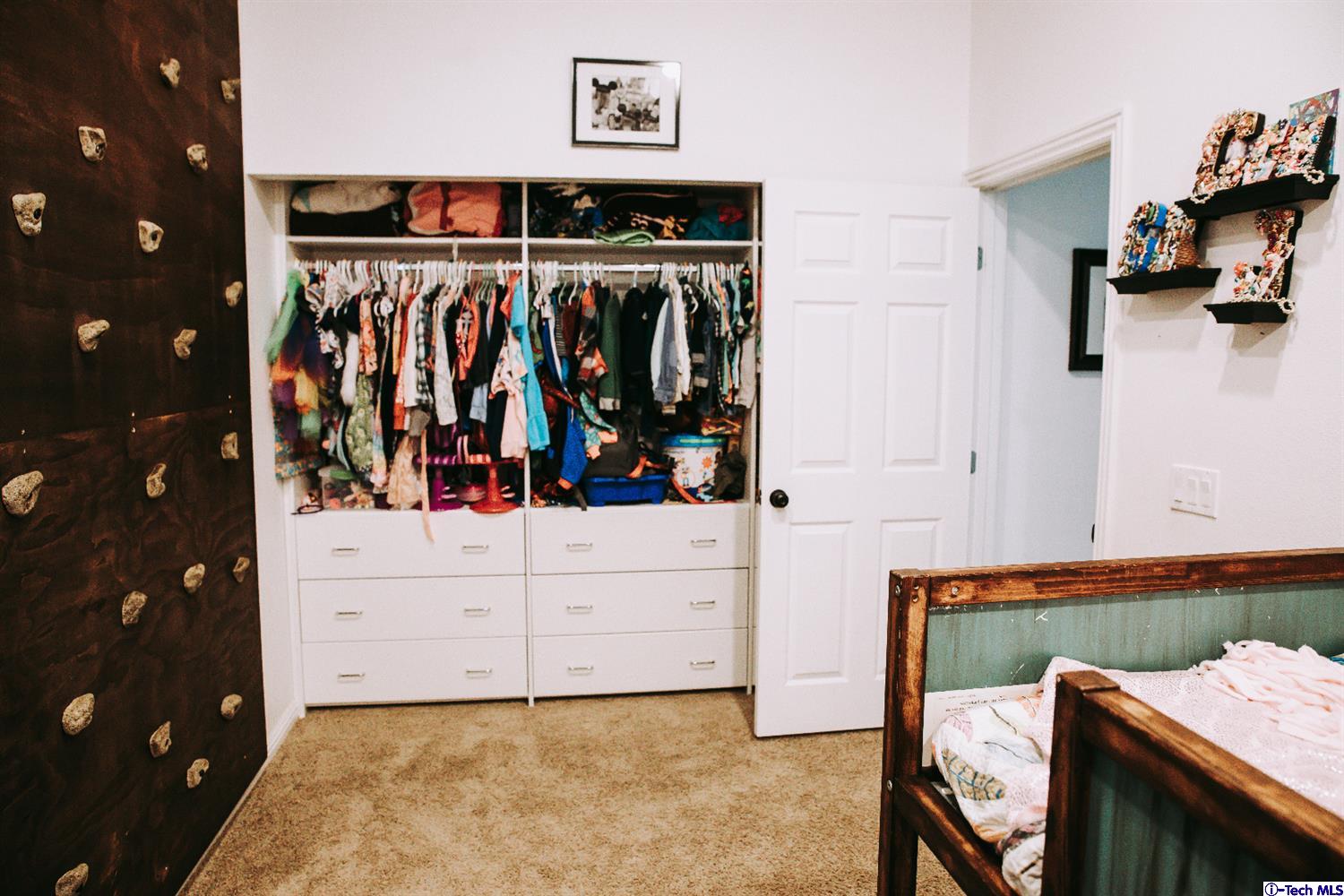 28521 Victoria Road Castaic, CA 91384 - Photo 26 of 36 Gallery Image 26