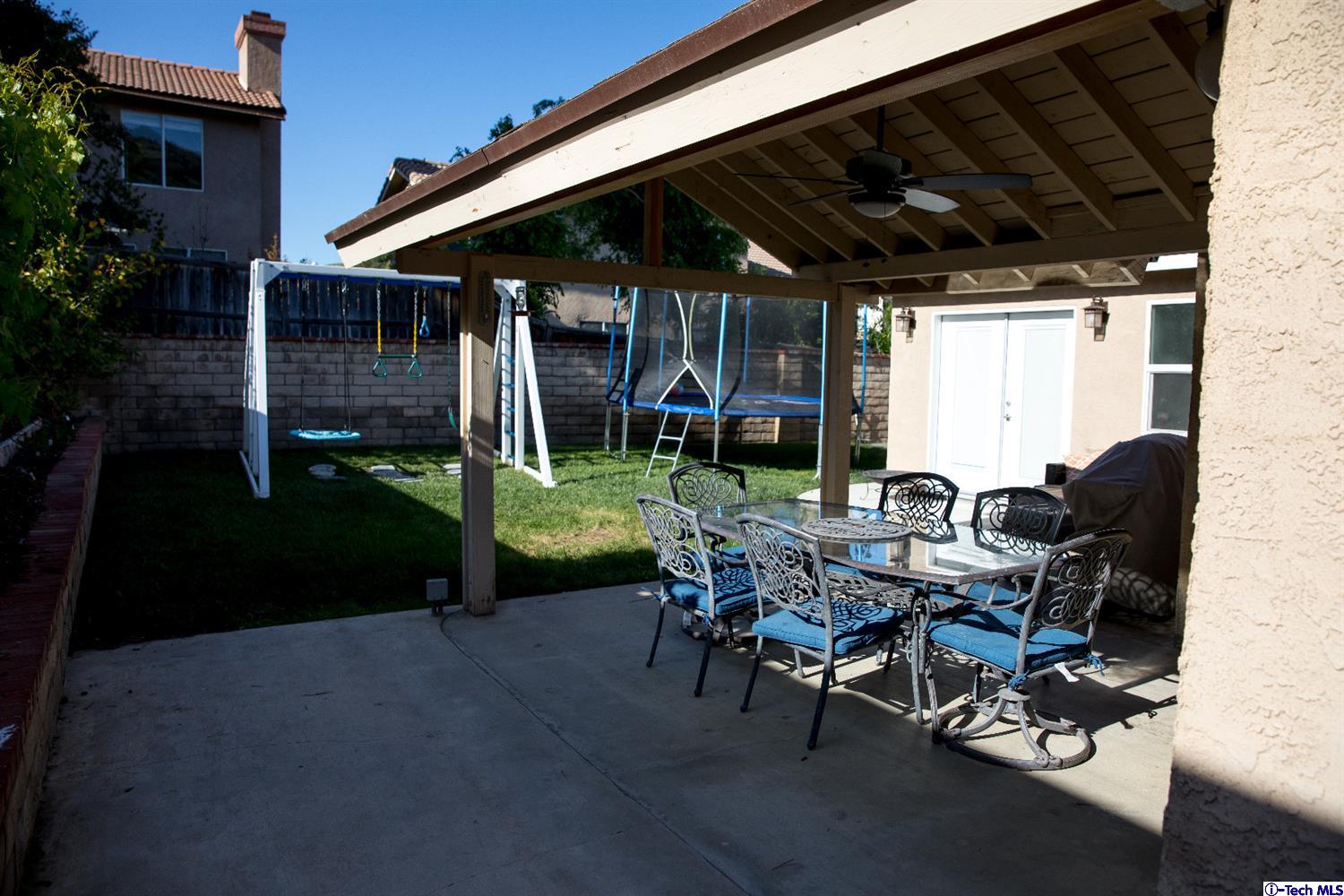 28521 Victoria Road Castaic, CA 91384 - Photo 31 of 36 Gallery Image 31