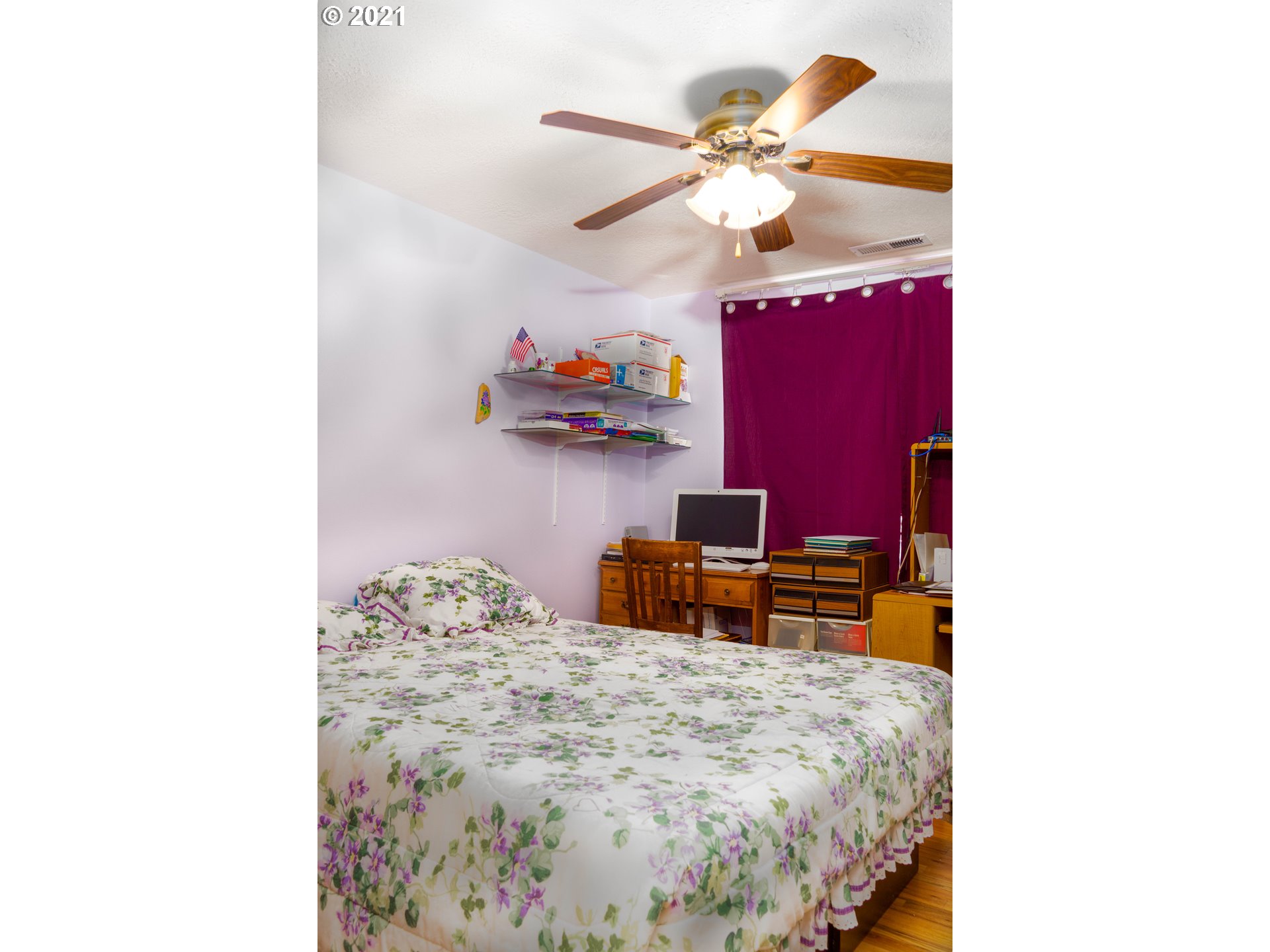 52816 Old Broadbent Road Myrtle Point, OR 97458 - Photo 11 of 31 Gallery Image 11