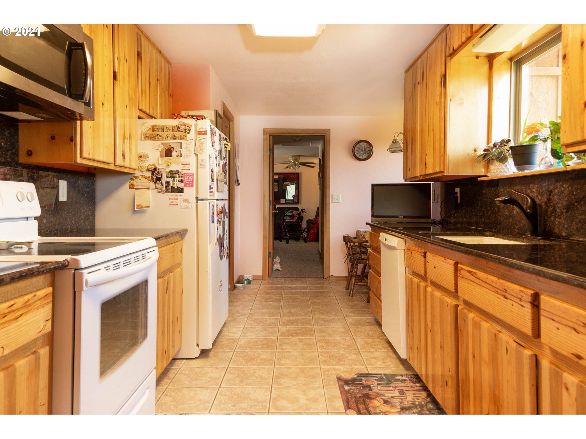 52816 Old Broadbent Road Myrtle Point, OR 97458 - Photo 14 of 31 Gallery Image 14