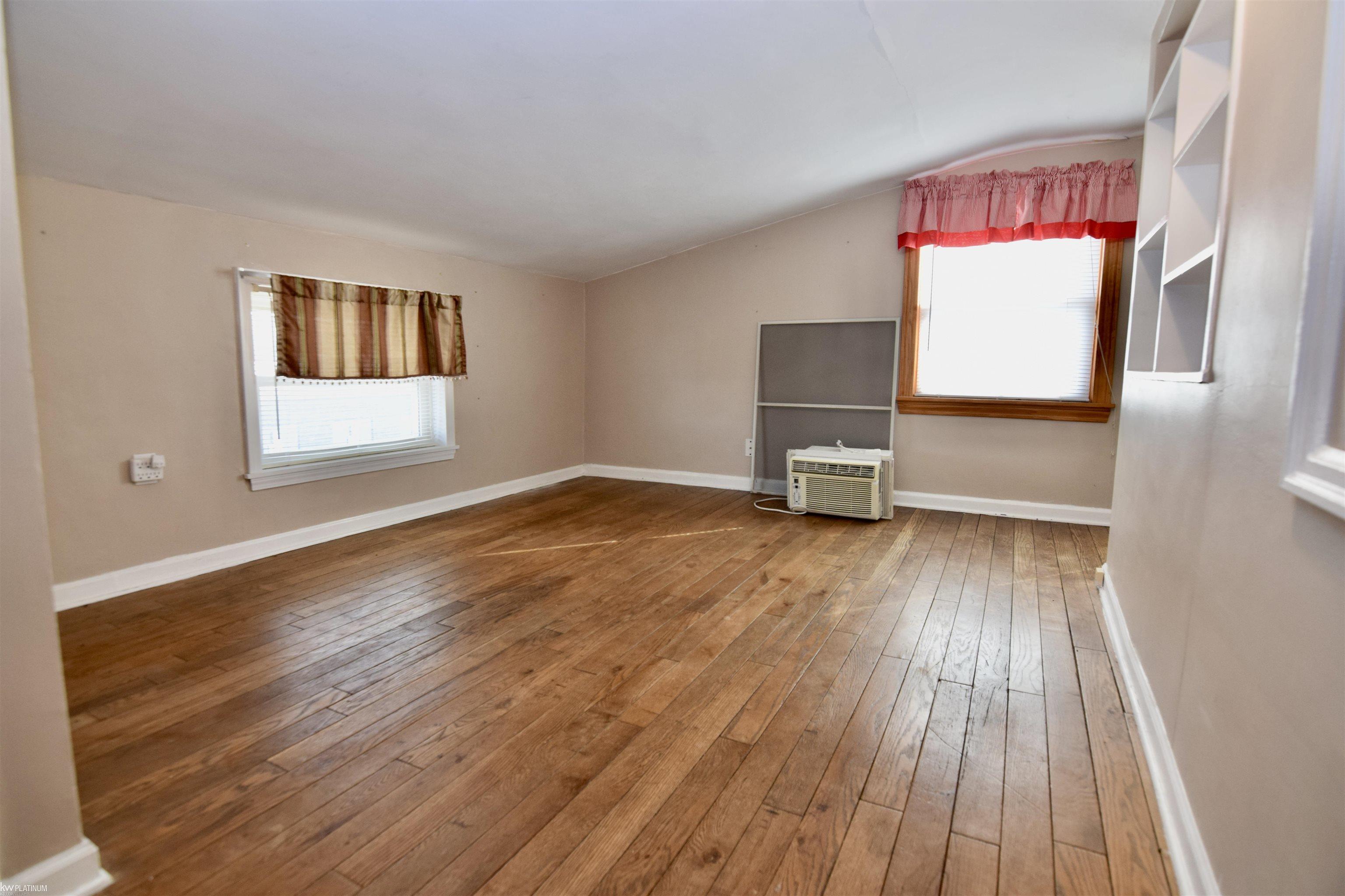 13274 East 10 Mile Road Warren, MI 48089 - Photo 18 of 31 bedroom #3