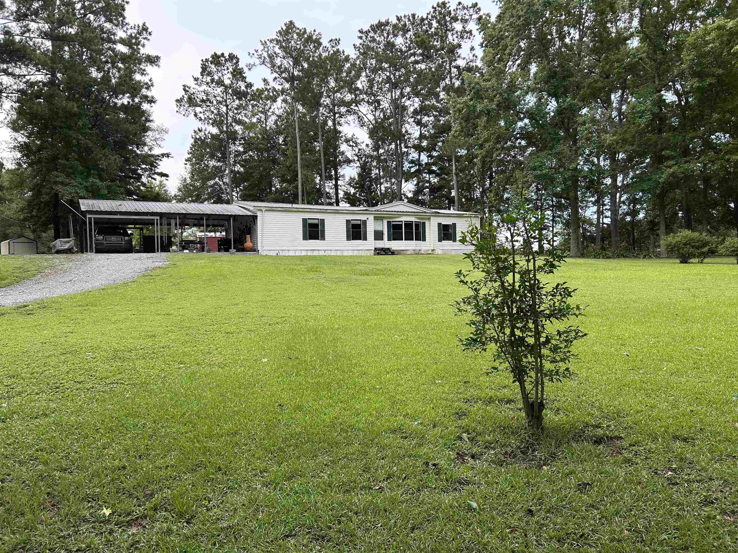 138 Bruce Road Havana, FL 32333 - Photo 8 of 17