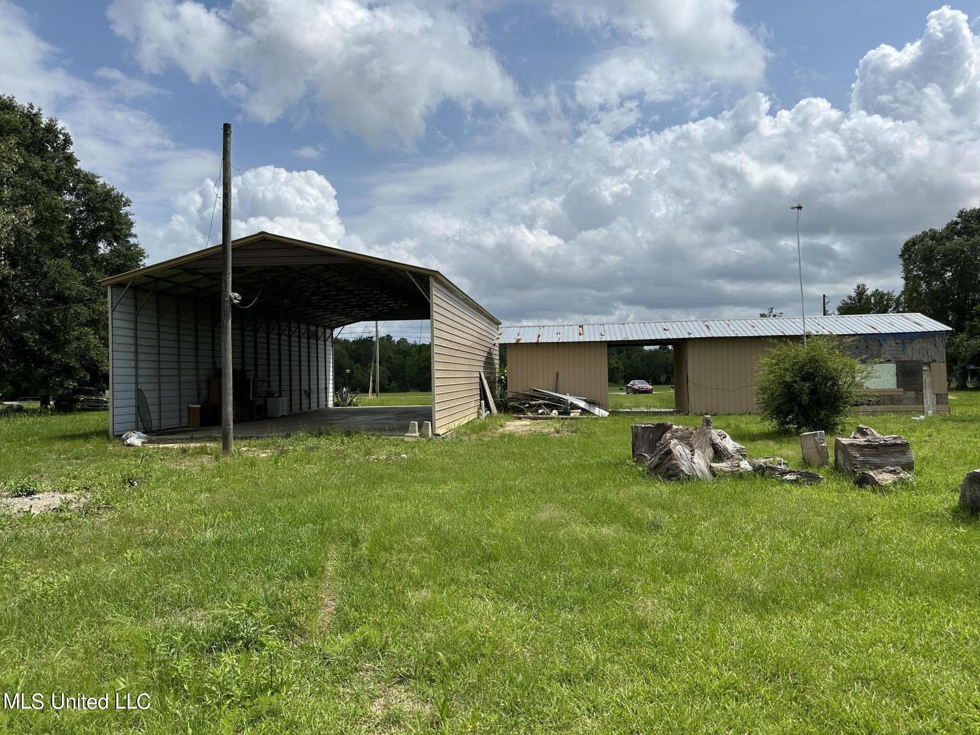 29 Old Mill Road Picayune, MS 39466 - Photo 2 of 10 Rear of Old Mill