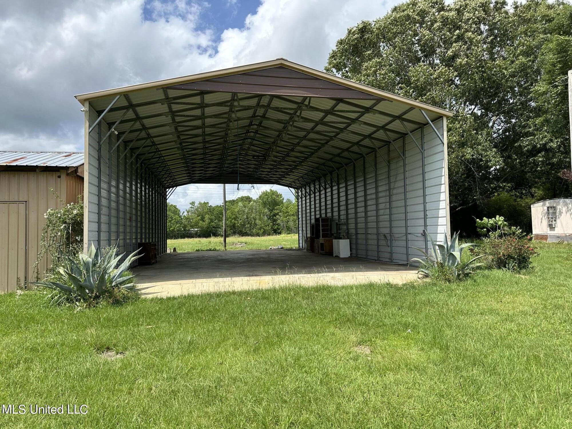 29 Old Mill Road Picayune, MS 39466 - Photo 3 of 10 RV Cover with slab Old Mill