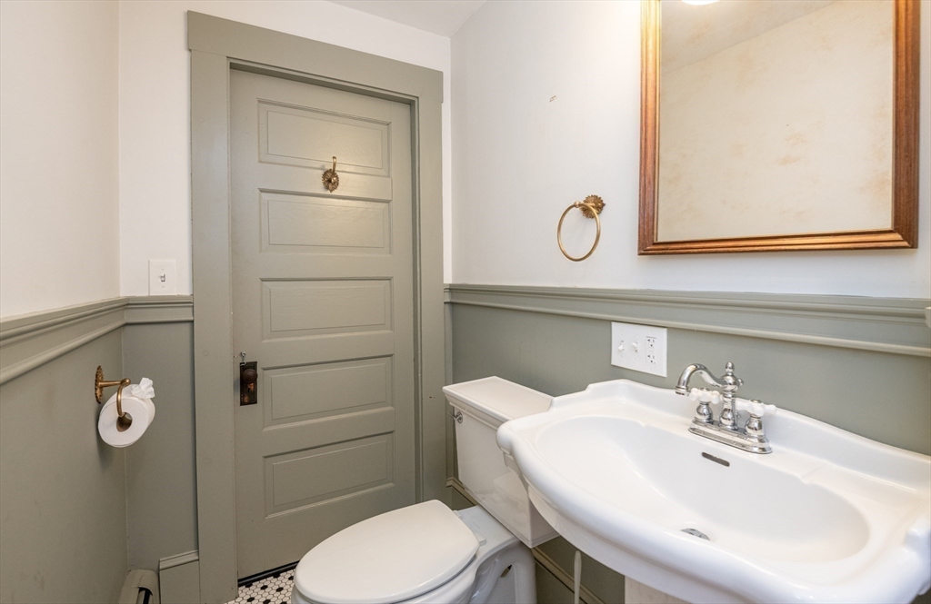 34 Lowell Road North Reading, MA 01864 - Photo 18 of 42 Gallery Image 18