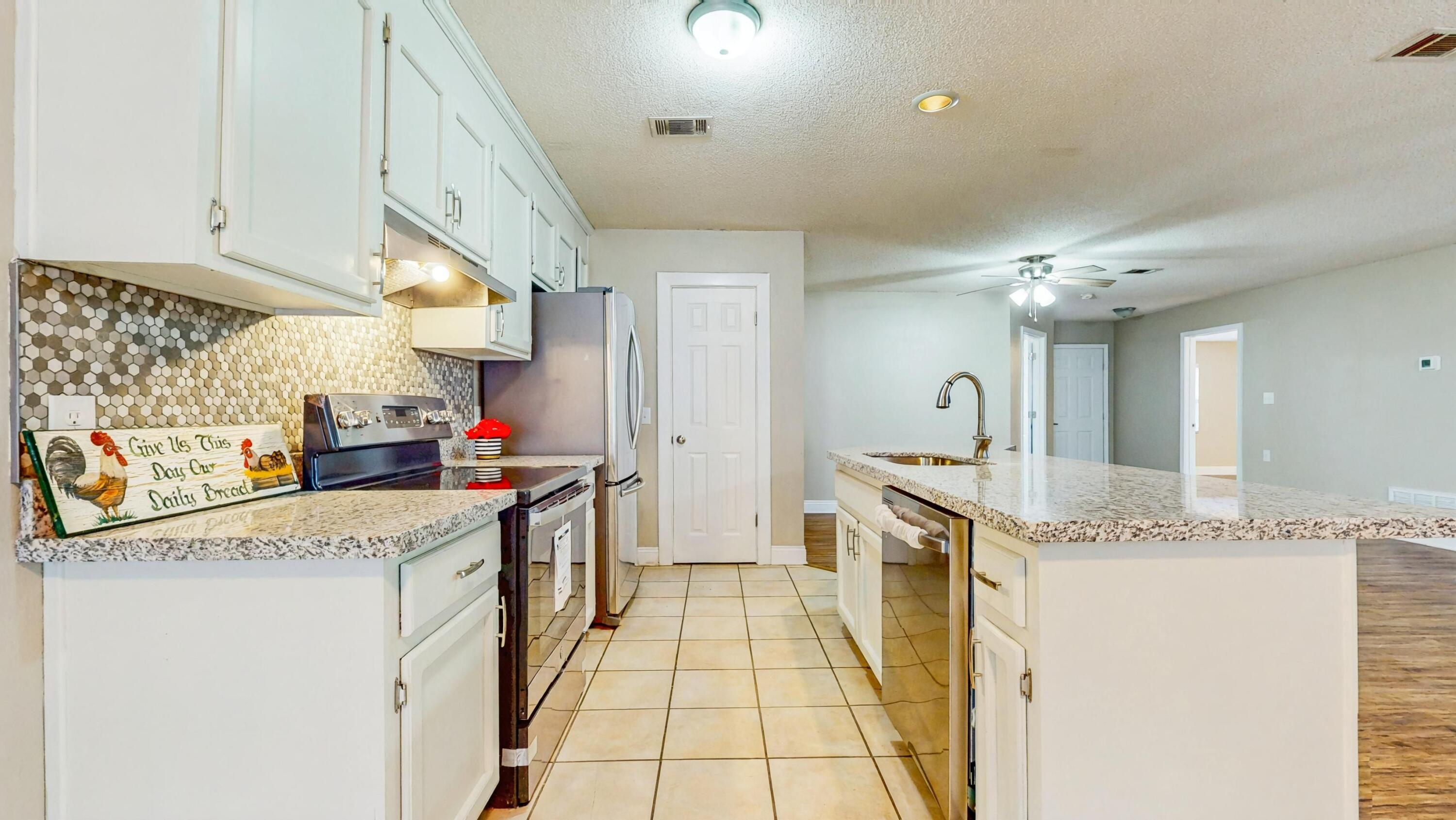 3737 Cornerbrook Drive Pace, FL 32571 - Photo 7 of 38 0c0eb977-fe64-4d0f-84ee-cf417e4a36e2