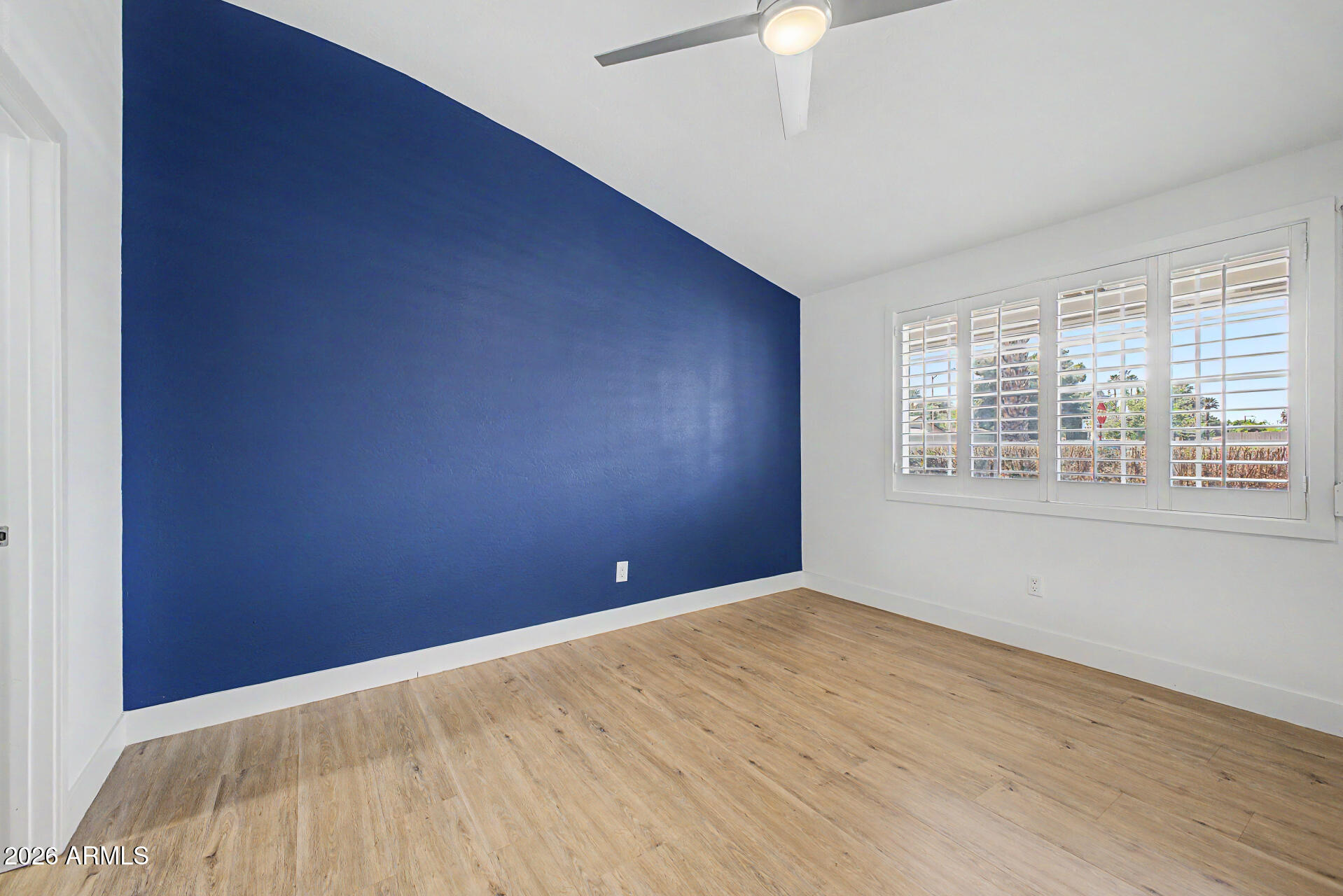 702 West Rose Lane Phoenix, AZ 85013 - Photo 18 of 43 16 - Rose